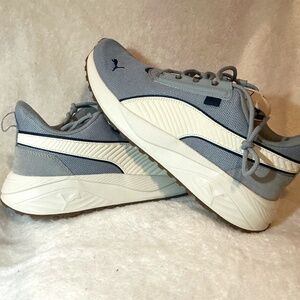 Puma Shoes with Soft Foam +. Men’s size 9.5 US. Blue, white and looking nice